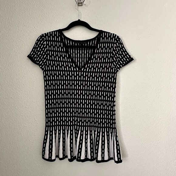 Antonio Melani Black & White Geometric Knit Peplum Top - Sculptural Slimming S - Picture 2 of 11